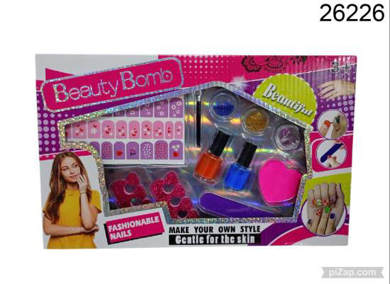 Imagen de SET PARA UÑAS 4.26
